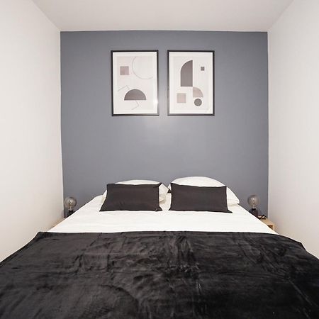 Large apt near Champ de Mars Parijs Buitenkant foto